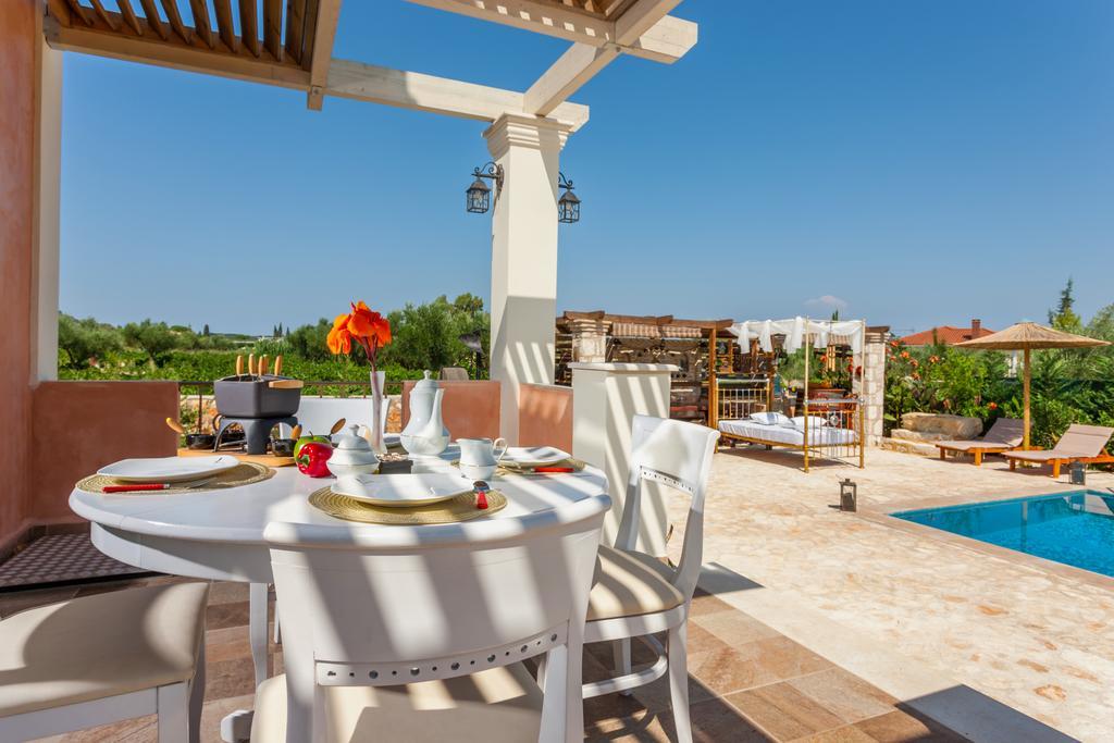 Vila Agro Art Boutique & Luxury - Two Art With Pools, Unique Decors, And A Treehouse Option By Mana Gers