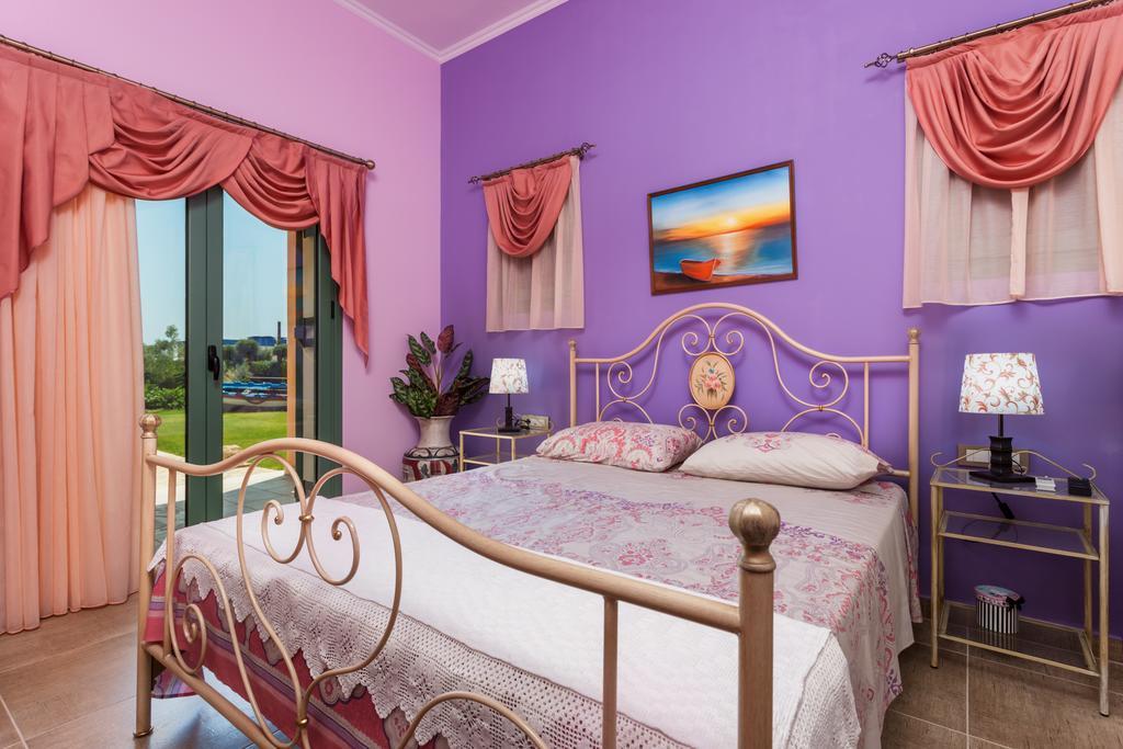 Vila Agro Art Boutique & Luxury - Two Art With Pools, Unique Decors, And A Treehouse Option By Mana Gers Vanato